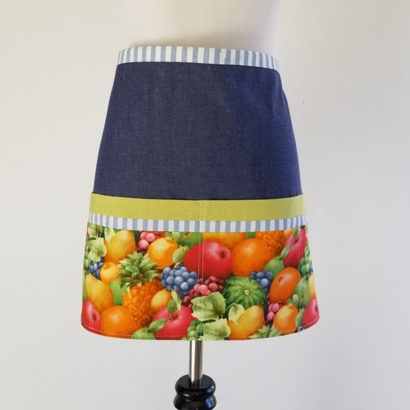 Women's Denim Bistro Apron with Pockets - Picture 2 of 6